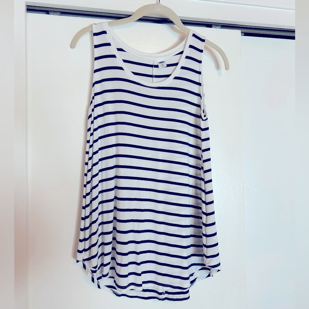 Old navy striped tank top